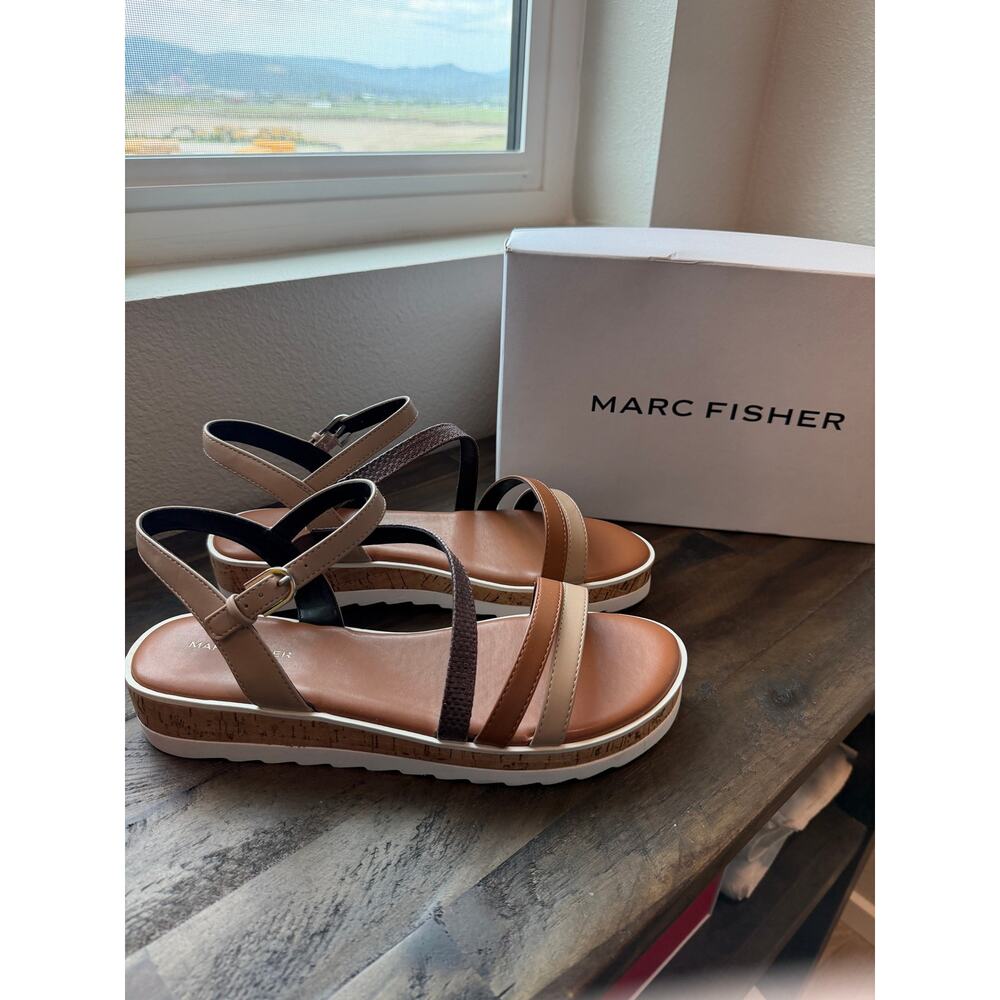 Marc Fisher Gibsy Strappy Sandals in Light Brown Womens 11 Summer Vacation NWT‎